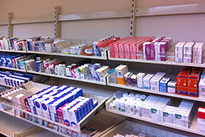 Y Series Pharmacy Pullout Shelving